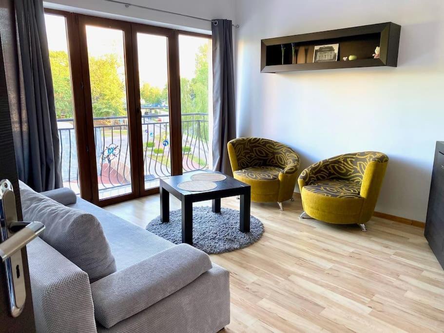 דירות גיז'יצקו Piekny Apartament Z Widokiem Na Jezioro Niegocin מראה חיצוני תמונה